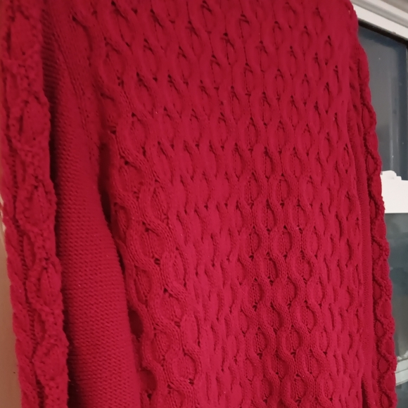 Red knit "Bass" Brand Sweater - Picture 5 of 6